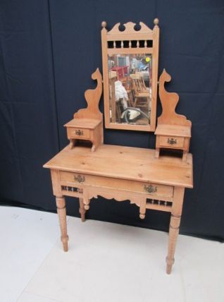  Coiffeuse anglaise en pin début xxeme