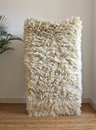 Tapis beni ouarain berbere tissé main au Marocain au Maroc