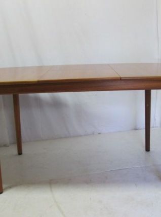 Table de Salle à manger en teck vintage