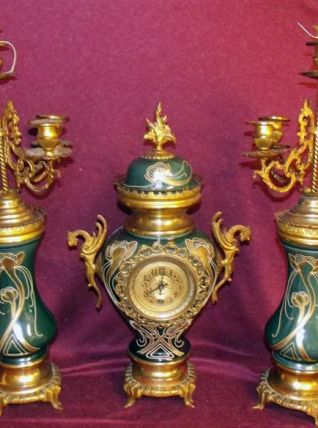 Horloge et chandeliers Art Nouveau