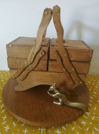 travailleuse accordéon en bois vintage