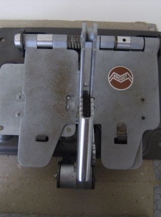 Colleuse 8 mm MARGUET avec boîte + notice