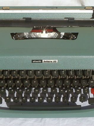 Machine a écrire Olivetti Lettera 32  spain