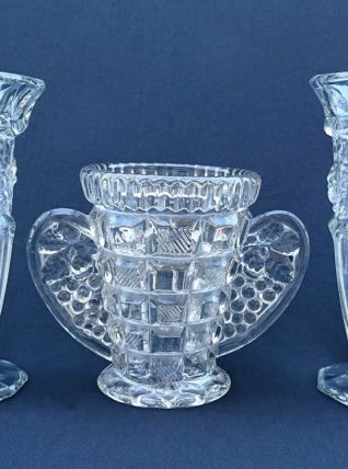 Trois vases Art Deco en verre moulé - VMC Reims