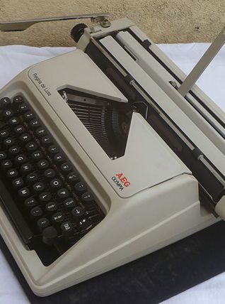 Machine à écrire Olympia AEG Régina de Luxe + valise  