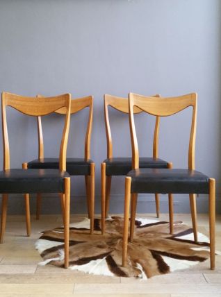Chaises scandinaves Niels Otto Moller
