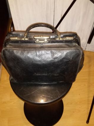 valise docteur vintage