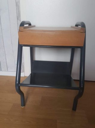 Table de chevet des années 50 tiroir bois et chassis métal 