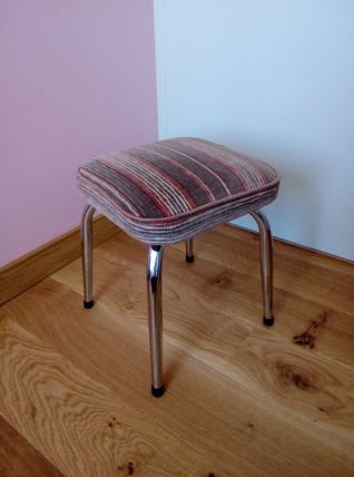Repose-pied ou tabouret bas en métal chromé
