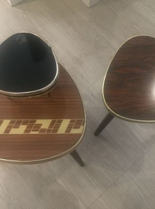 Lot Petites tables Tripode, authentique, vintage en formica.