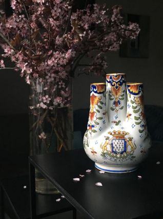 Bouquetière en faïence de Desvres 