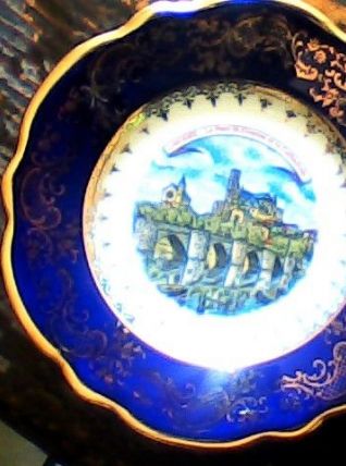 Assiète décorative porcelaine de limoges signée