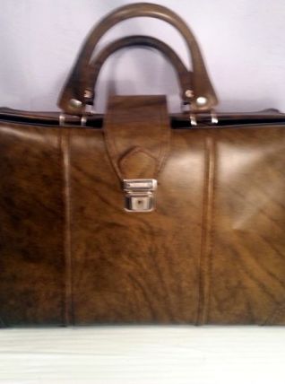sac de voyage en cuir vintage années 60