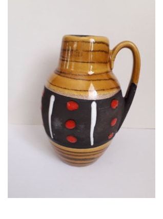 joli pichet en céramique Marqué en reflief W.GERM Allemagne