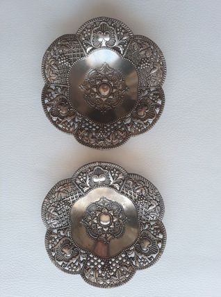 2 coupelles ou vide poches en métal 