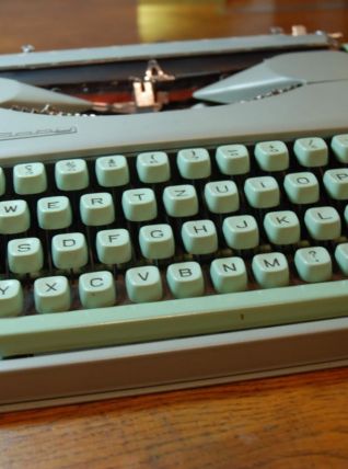 Machine à écrire Hermès Baby