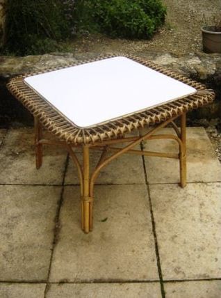 petite table rotin soleil