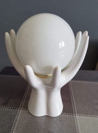 lampe mains vintage céramique blanche avec globe opaline