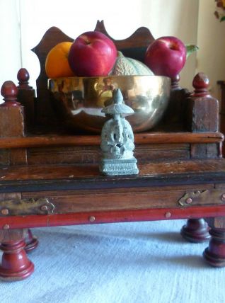 Autel temple bouddhiste domestique vintage