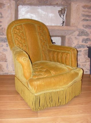 Fauteuil crapaud velours Napoléon III jaune doré