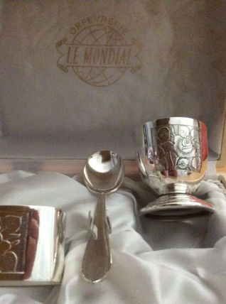 Coffret coquetier métal argenté  décor rose