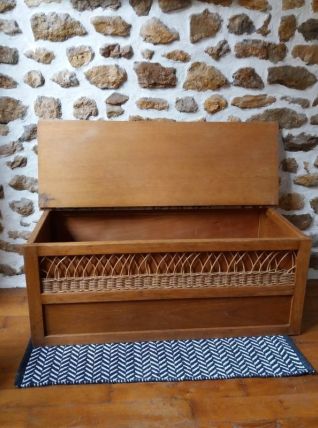 Coffren en bois et rotin