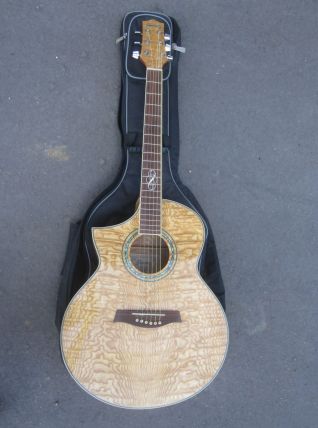 guitare electro acoustique Ibanez gaucher en parfait état