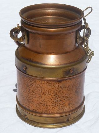 bidon  cuivre et laiton , vintage