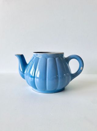 Ancienne théière en céramique bleue