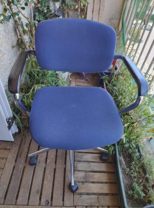 chaise de bureau bleue Steelcase Strator année 1991 n°17-342