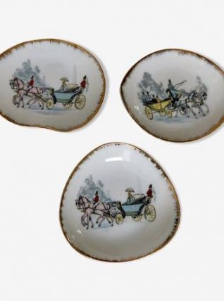 3 coupelles en porcelaine