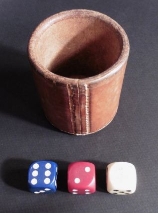 Gobelet en Cuir pour Jeux de Dés Vintage 1970