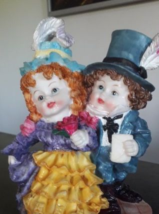 Couple en résine vintage