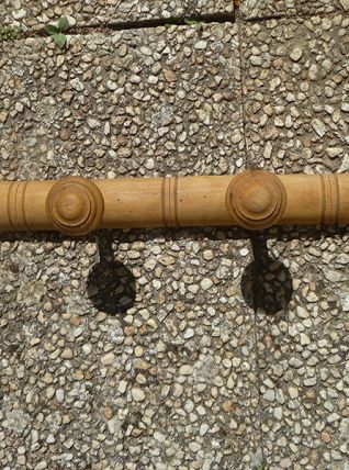 patère en bois ,ancienne , vintage