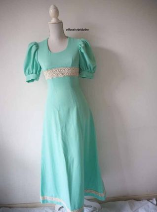 Longue robe hippie couleur vert menthe vintage 60's 70's