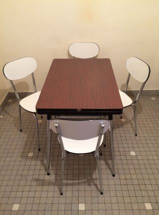 Table et chaises de cuisine en Formica