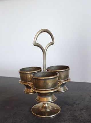 Coquetiers en laiton et leur support