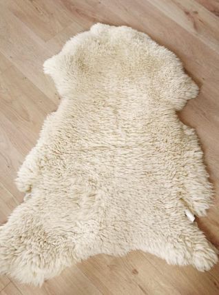 Véritable peau de mouton tannée 