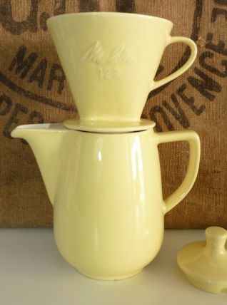 Très jolie cafetière en faïence Melitta 123
