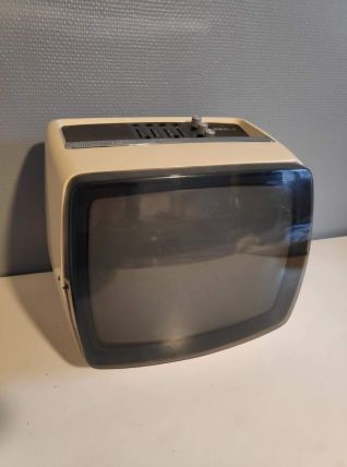 télévision vintage Téléavia PA 312 blanche