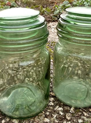 2 bocaux  en verre  , vintage DURFOR