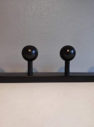 porte-manteaux vintage en bois noir 4 patères