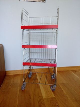 Etagère de commerce métallique à roulettes
