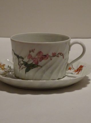 10 TASSES ET 8 SOUS TASSES LIMOGES