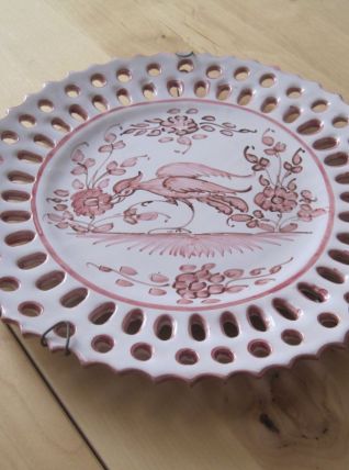 Petite assiette ajourée Marthe Tolozane décor Moutier peinte