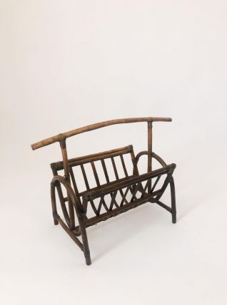 Porte-revue vintage en rotin