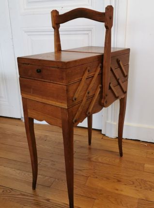 Travailleuse à couture 7 compartiments 