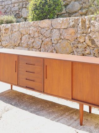 Enfilade en teck de Nils Jonsson pour Troeds Bjärnum 1960