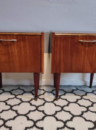chevets de marque SEMB des années 60 sur pieds fuselés