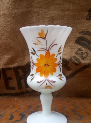 Joli vase en opaline 